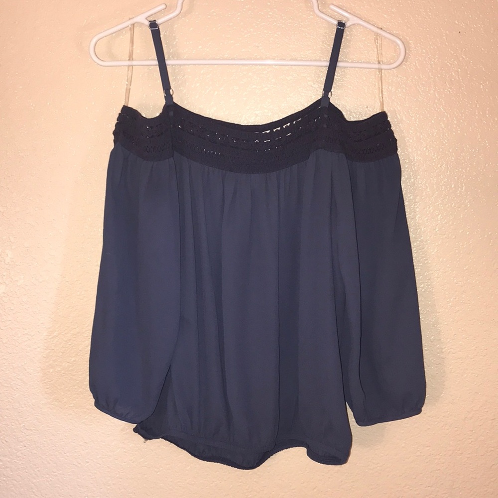 ***SOLD*** Off the shoulder top